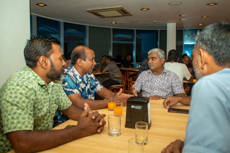 President of Maldives Olympic Committee  hosts a taraweeh dinner