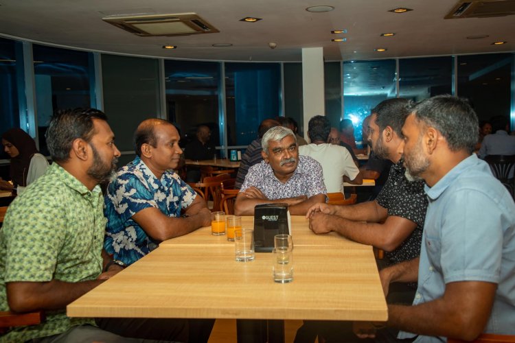 President of Maldives Olympic Committee  hosts a taraweeh dinner