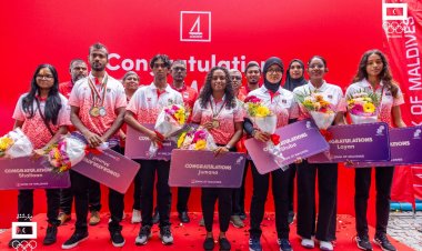 BML executives congratulates BML Sports Scholarship awardees